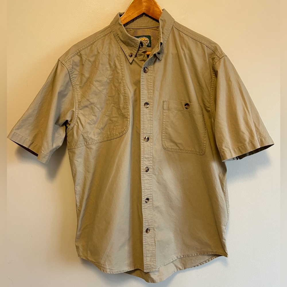 Cabelas Men's Tan Short Sleeve Hunting Shooting Vented Cotton Shirt - Size M EUC
